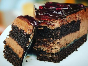 chocolate layered cake